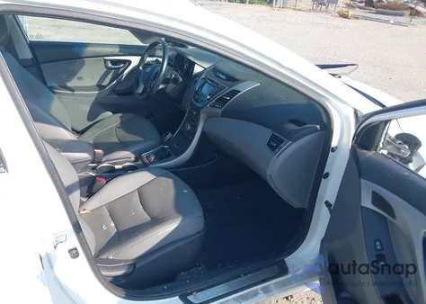2016 Hyundai Elantra Limited z USA, uszkodzony, nr VIN 5NPDH4AE4GH654766